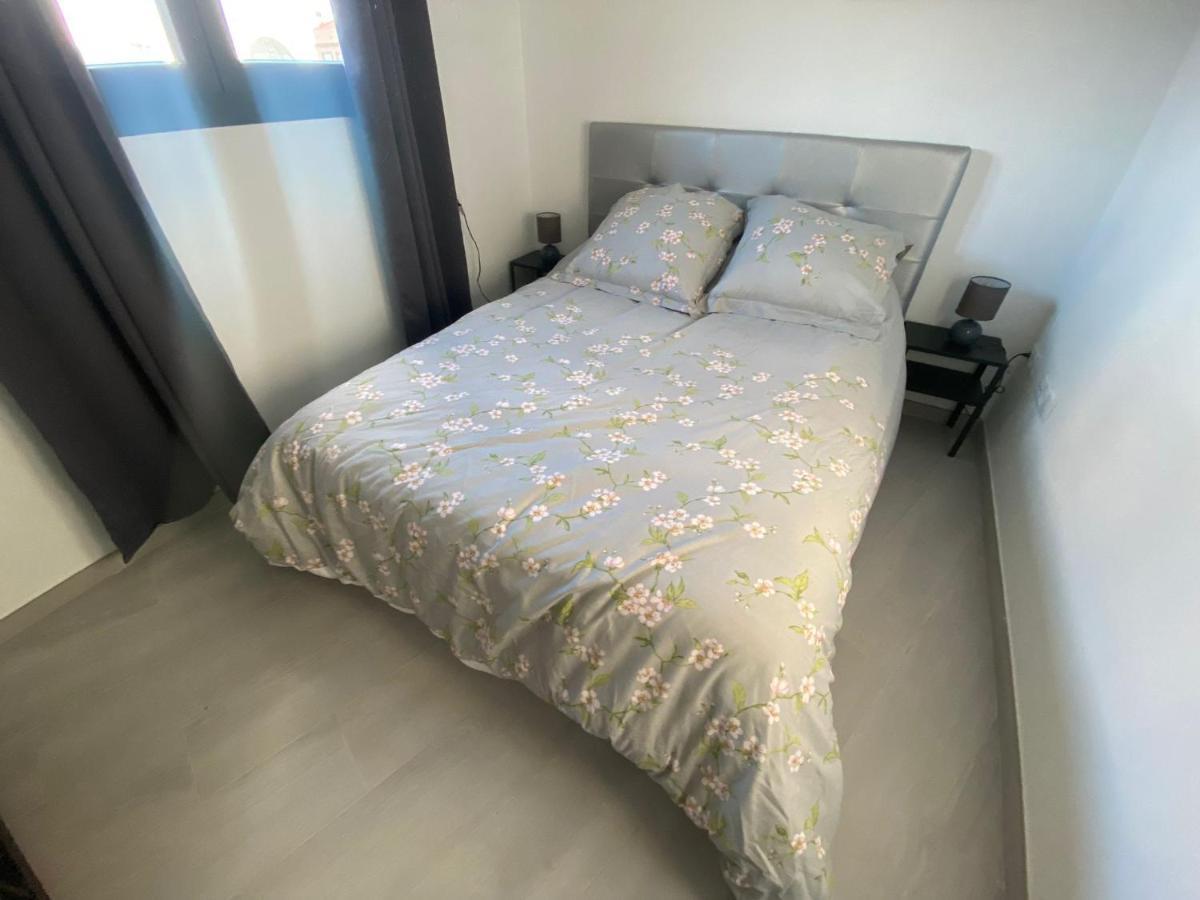 Apto Moderno, A Minutos De La Playa Y Del Centro 塔里法 外观 照片